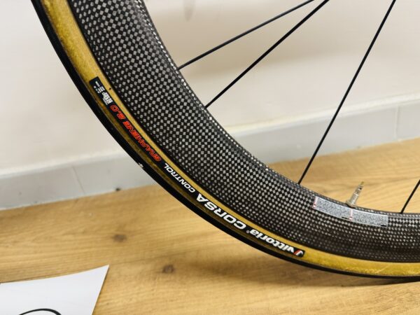 Aurum Magma Carbon Disc, Shimano Dura Ace 11sp, Corima Carbon kerékszett (58) - Image 11