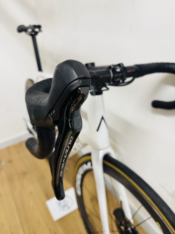 Aurum Magma Carbon Disc, Shimano Dura Ace 11sp, Corima Carbon kerékszett (58) - Image 17