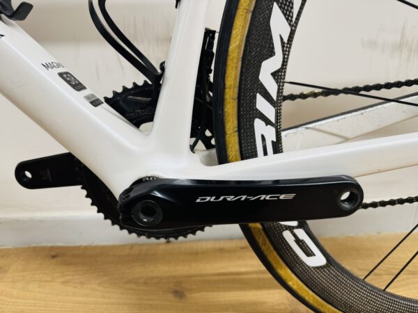 Aurum Magma Carbon Disc, Shimano Dura Ace 11sp, Corima Carbon kerékszett (58) - Image 13