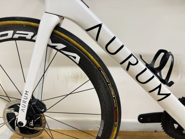 Aurum Magma Carbon Disc, Shimano Dura Ace 11sp, Corima Carbon kerékszett (58) - Image 14