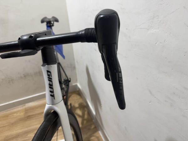 Giant Propel Advanced SL 1 Disc, Sram Force eTap AXS Powermeter, Giant SLR Zero Carbon - Image 10