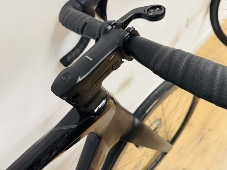 (használt) Merida Reacto 5000 Disc, Ultegra, Bontrager Carbon kerékszett (S) - Image 6