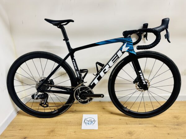 Trek Emonda SLR9 Project One Segafredo, Carbon kerékszettel (52)