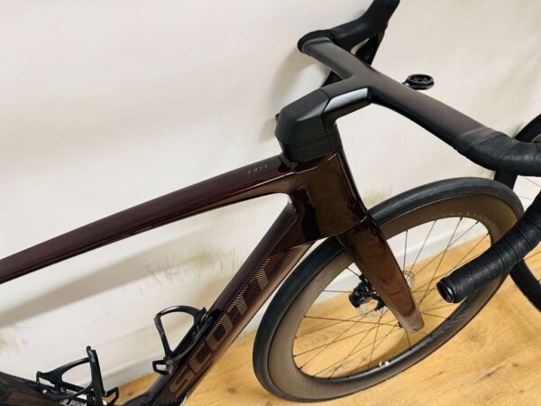 Újszerű Scott Foil RC30 Disc, Shimano Ultegra di2 12s, Syncros Carbon kerékszett(M) - Image 5