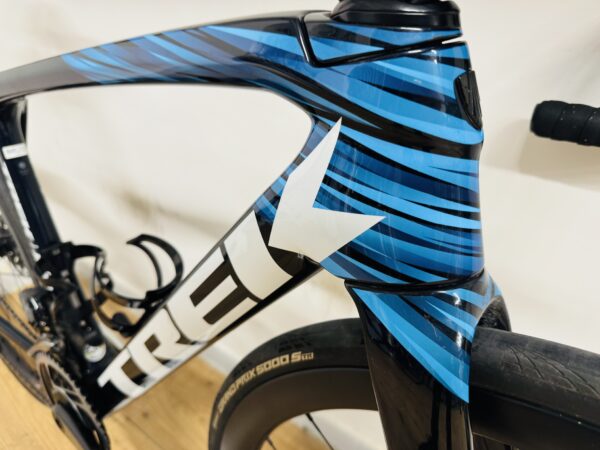 Trek Emonda SLR9 Project One Segafredo, Carbon kerékszettel (52) - Image 2