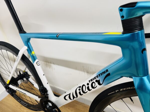 Wilier Filante SLR ASTANA Disc, Shimano Ultegra di2 12sp, Fulcrum Wind Carbon (L) - Image 9