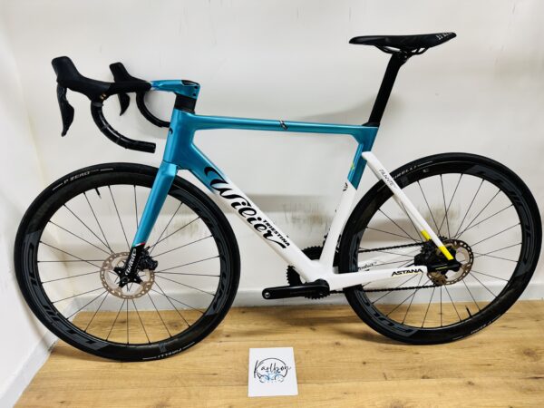 Wilier Filante SLR ASTANA Disc, Shimano Ultegra di2 12sp, Fulcrum Wind Carbon (L) - Image 17