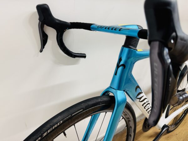 Wilier Filante SLR ASTANA Disc, Shimano Ultegra di2 12sp, Fulcrum Wind Carbon (L) - Image 14