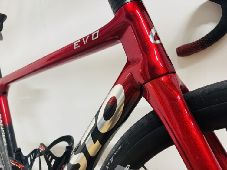 (használt) Gusto Ranger Evo Carbon Disc, Shimano 105 di2, Carbon kerékszett (M/L) - Image 9