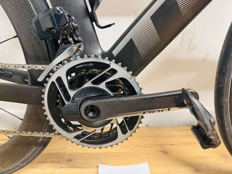 (használt) Trek Madone SLR9 Gen6 Disc Carbon, Sram Red eTap AXS 12s,  Zipp 404 (56) - Image 6
