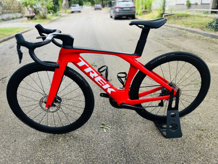 (használt) 2024-es Trek Madone SLR7 Gen7, Bontrager Aeolus Carbon Kerékszett (50) - Image 14