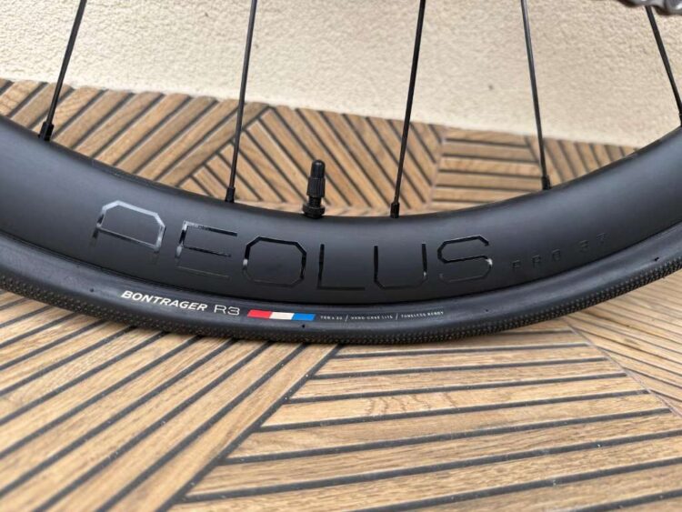 (ÚJ) Trek Domane SLR, Shimano 105 Di2, Bontrager Aeolus Carbon (52) - Image 8