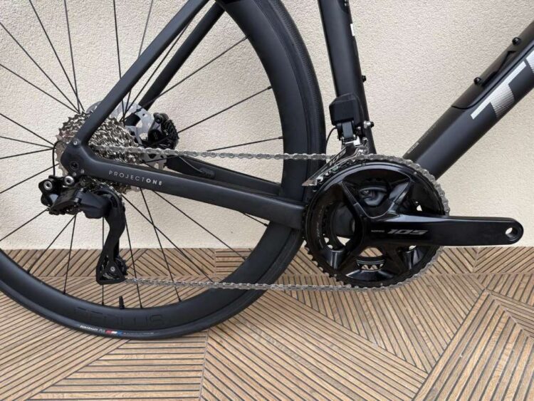 (ÚJ) Trek Domane SLR, Shimano 105 Di2, Bontrager Aeolus Carbon (52) - Image 4