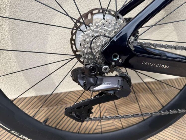(használt) Trek Madone SLR7 Gen6, Bontrager Aeolus Carbon (52) - Image 3