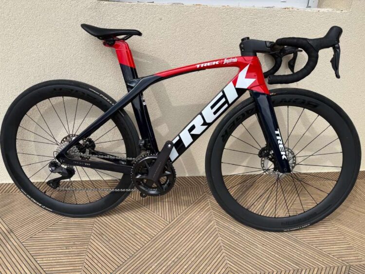 (használt) Trek Madone SLR7 Gen6, Bontrager Aeolus Carbon (52)