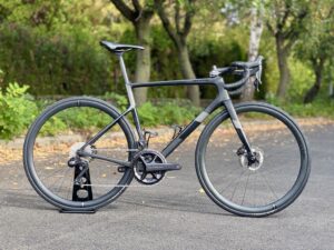 (használt) Cannondale SuperSix EVO Disc, Ultegra di2 12s, Hollowgram Carbon kerékszett (54)
