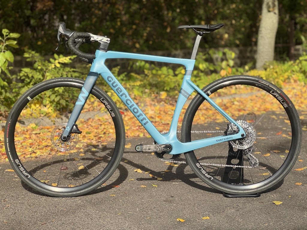 (használt) 2025 Guerciotti Escape Carbon Disc Gravel, Campagnolo Ekar 1x13, Ursus kerékszett (S) - Image 16