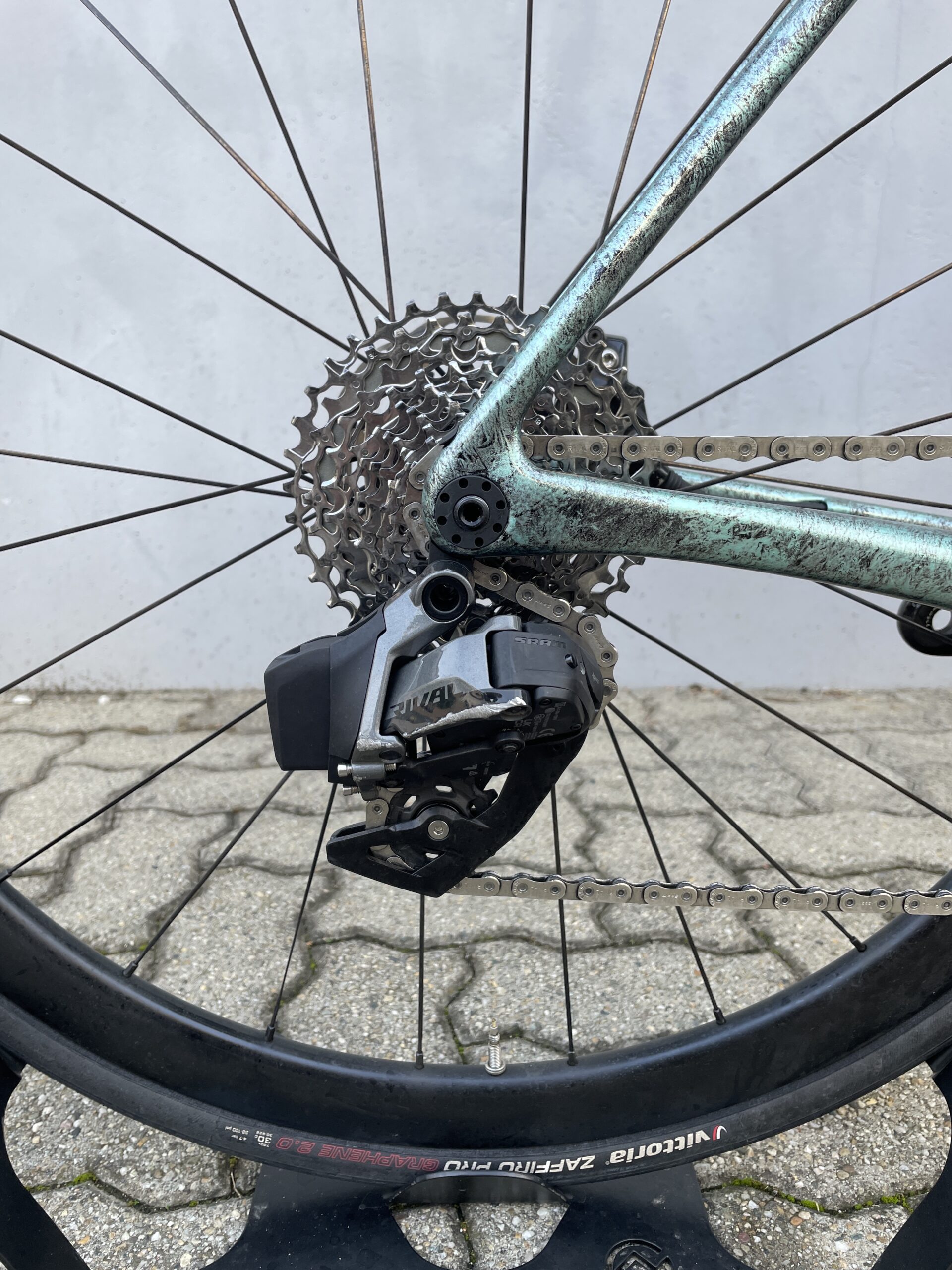 (használt) Officine Mattio OM 1S Carbon országúti kerékpár, Sram Force/Rival eTap AXS, OM Carbon kerékszett (58) - Image 3