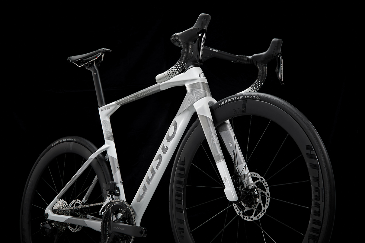 ÚJ Gusto GTR DB Sport TE, Shimano 105 di2 12s, Carbon kerékszett - országúti kerékpár - Image 2