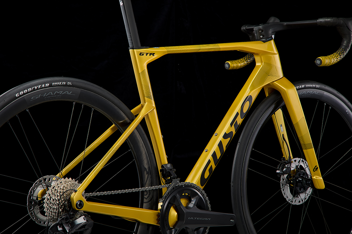 ÚJ Gusto GTR PRO Legend, Shimano Ultegra di2 12s, Campagnolo Shamal Carbon - országúti kerékpár - Image 2
