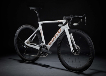 ÚJ Gusto Cobra Evo DB Elite Ultra Pearl White – carbon országúti kerékpár